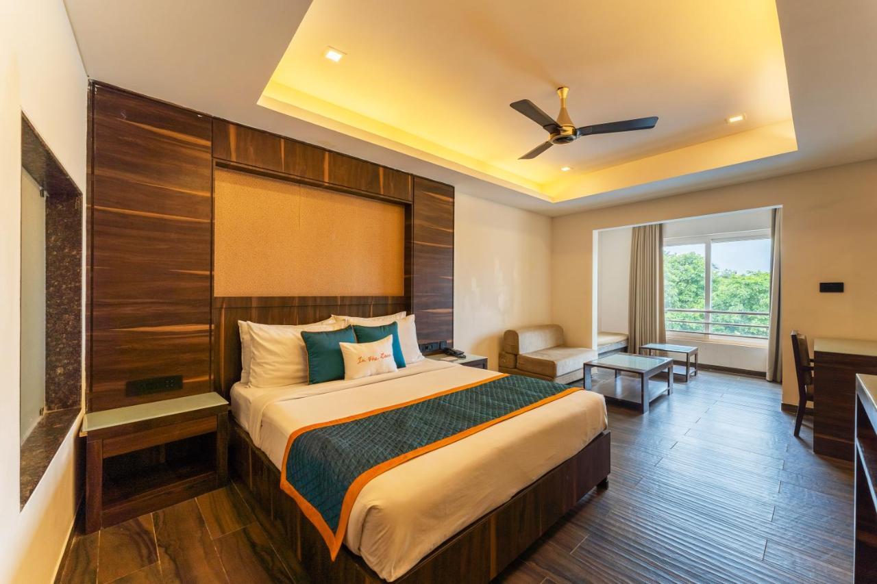 Hotel Zone Connect Parra Goa à Anjuna Extérieur photo