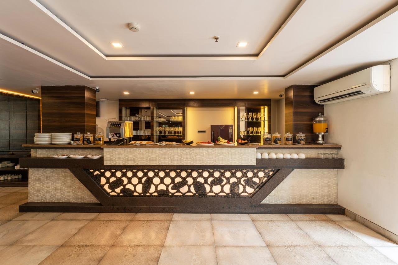 Hotel Zone Connect Parra Goa à Anjuna Extérieur photo