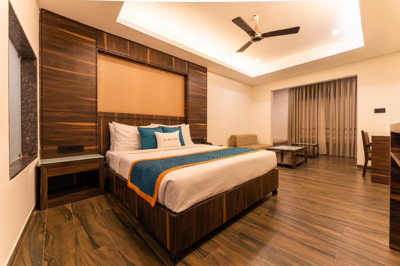 Hotel Zone Connect Parra Goa à Anjuna Extérieur photo